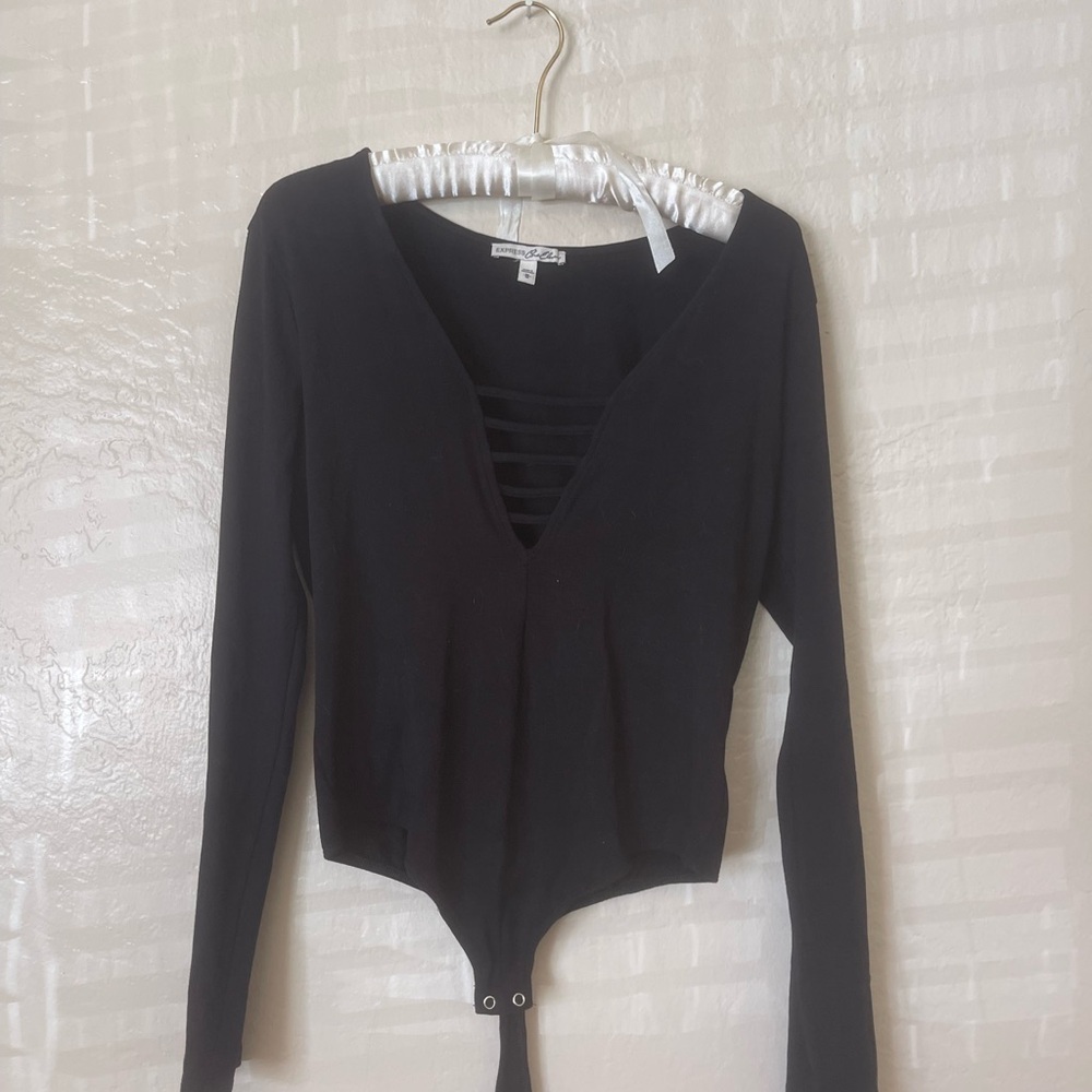 Express One Eleven Women’s Black Long-Sleeve V-Neck Bodysuit